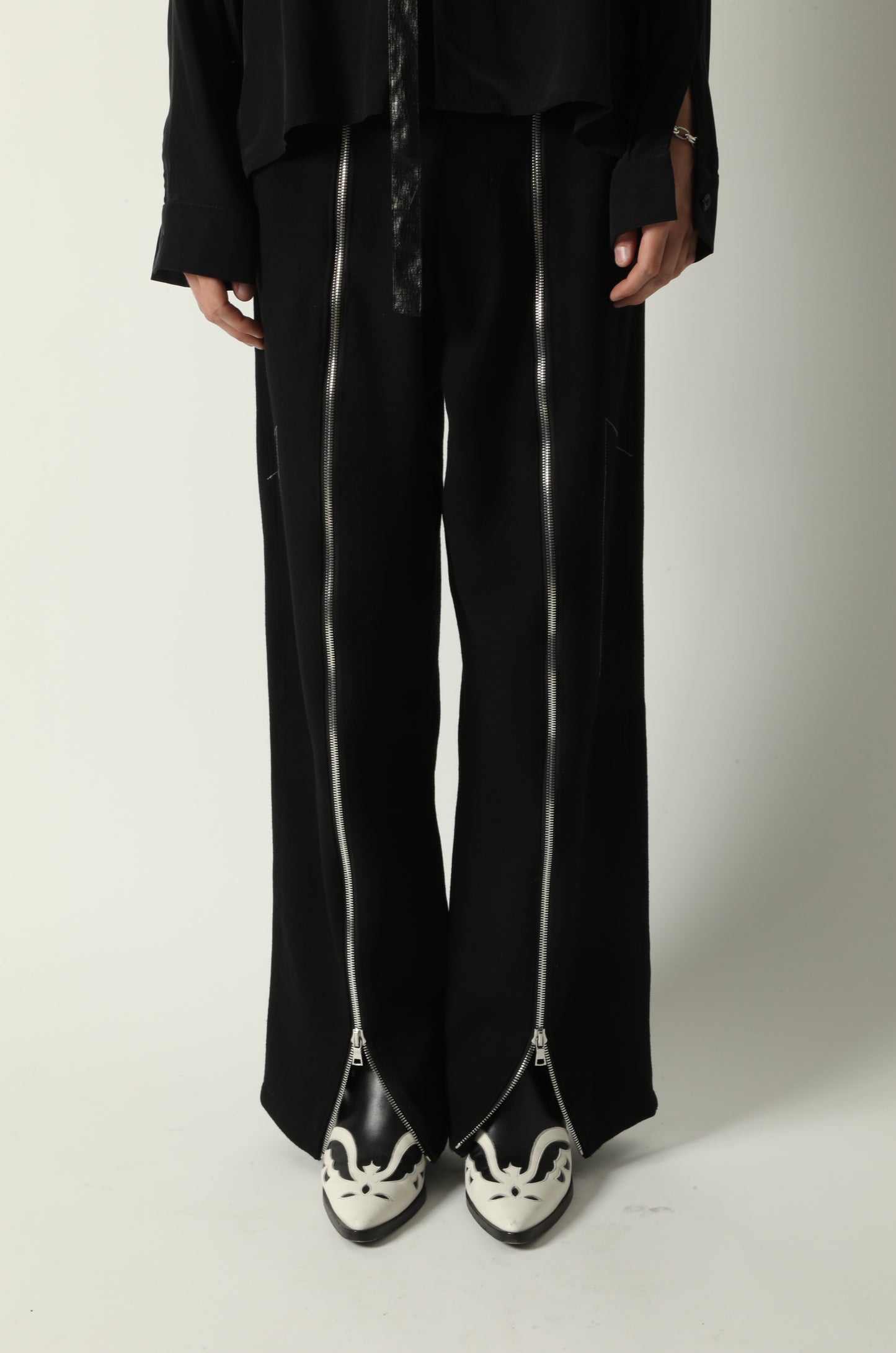 FAMILY REUNION WOOL ZIPPER PANTS